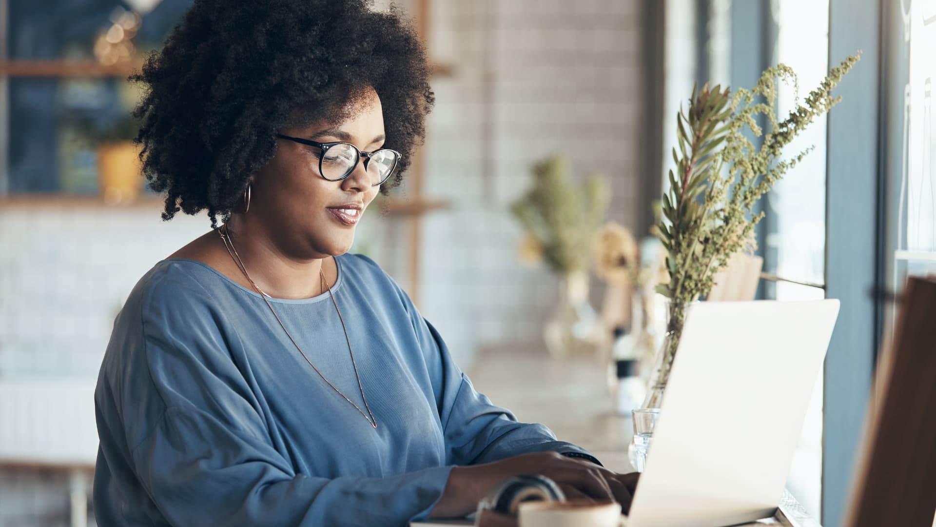 Check-in email: How to follow up without sounding awkward