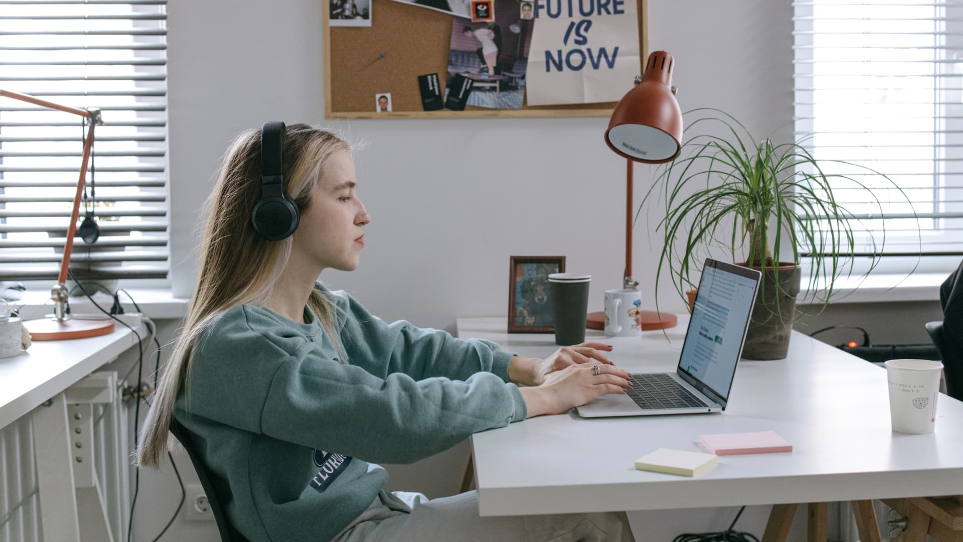 How to write internship emails that hiring teams want to read