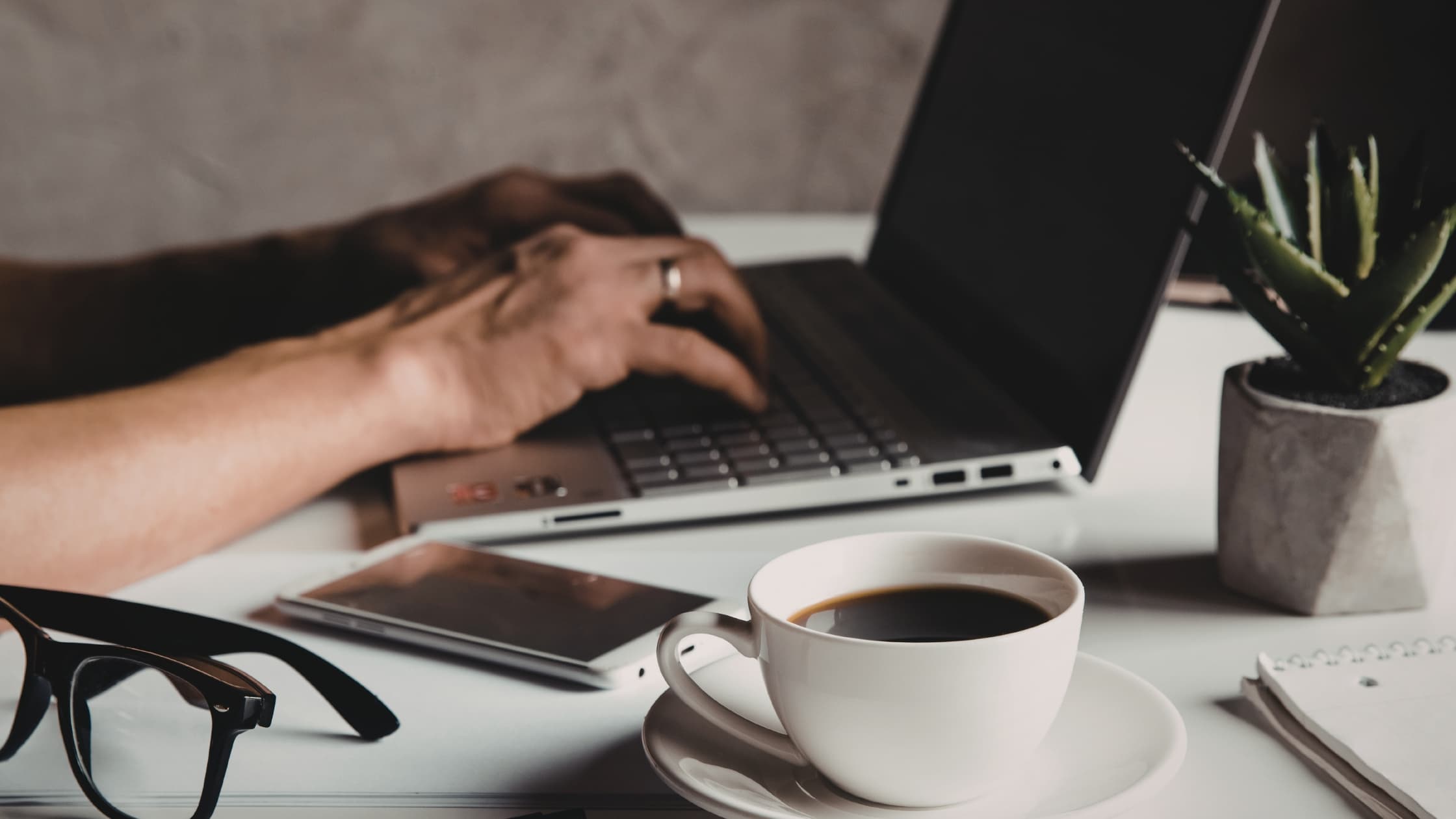 How to manage emails in Outlook