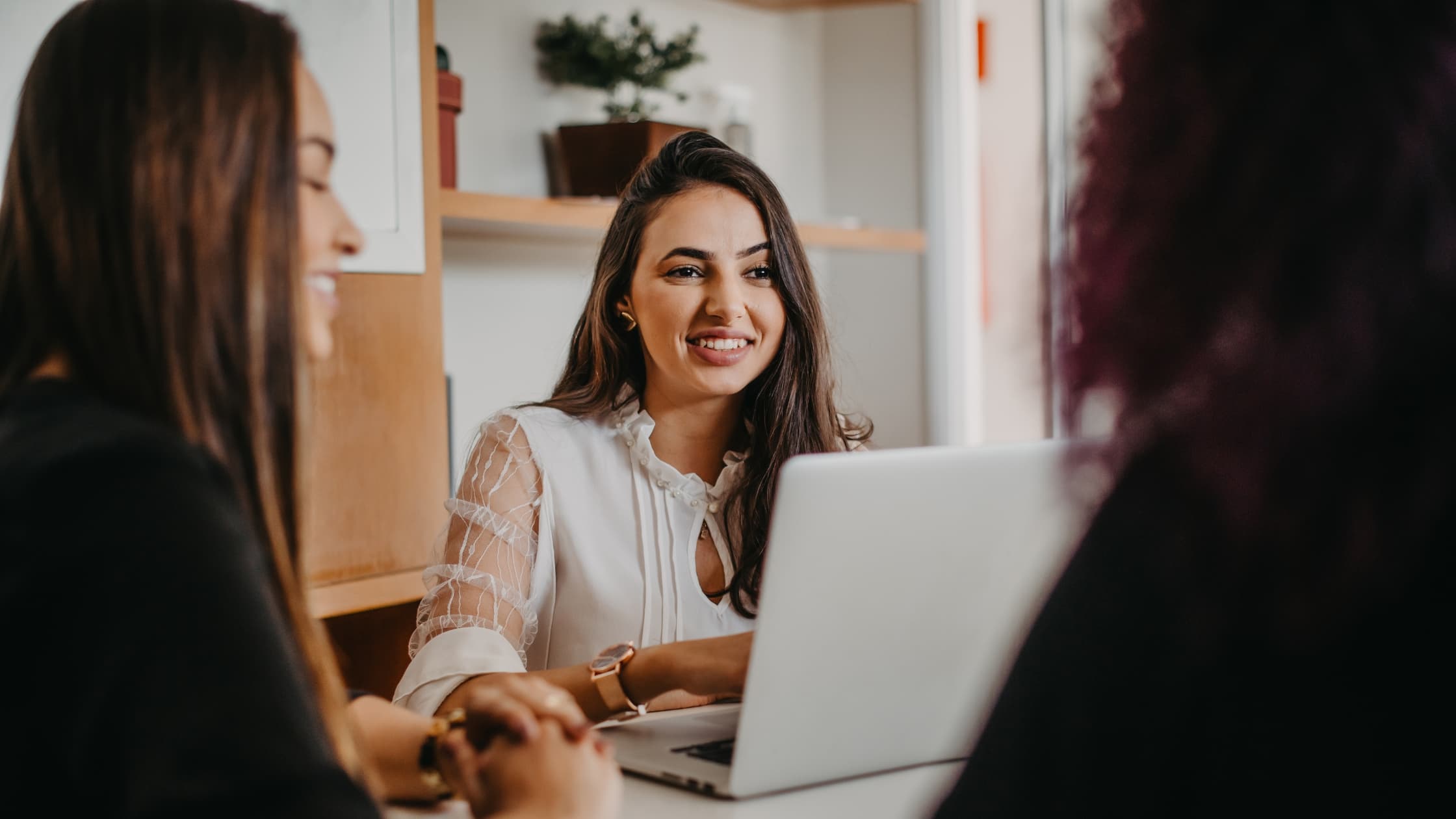 How to write a polite candidate rejection email that candidates respect